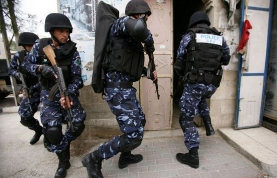 اعتقال نشطاء من حماس في الضفة الغربية